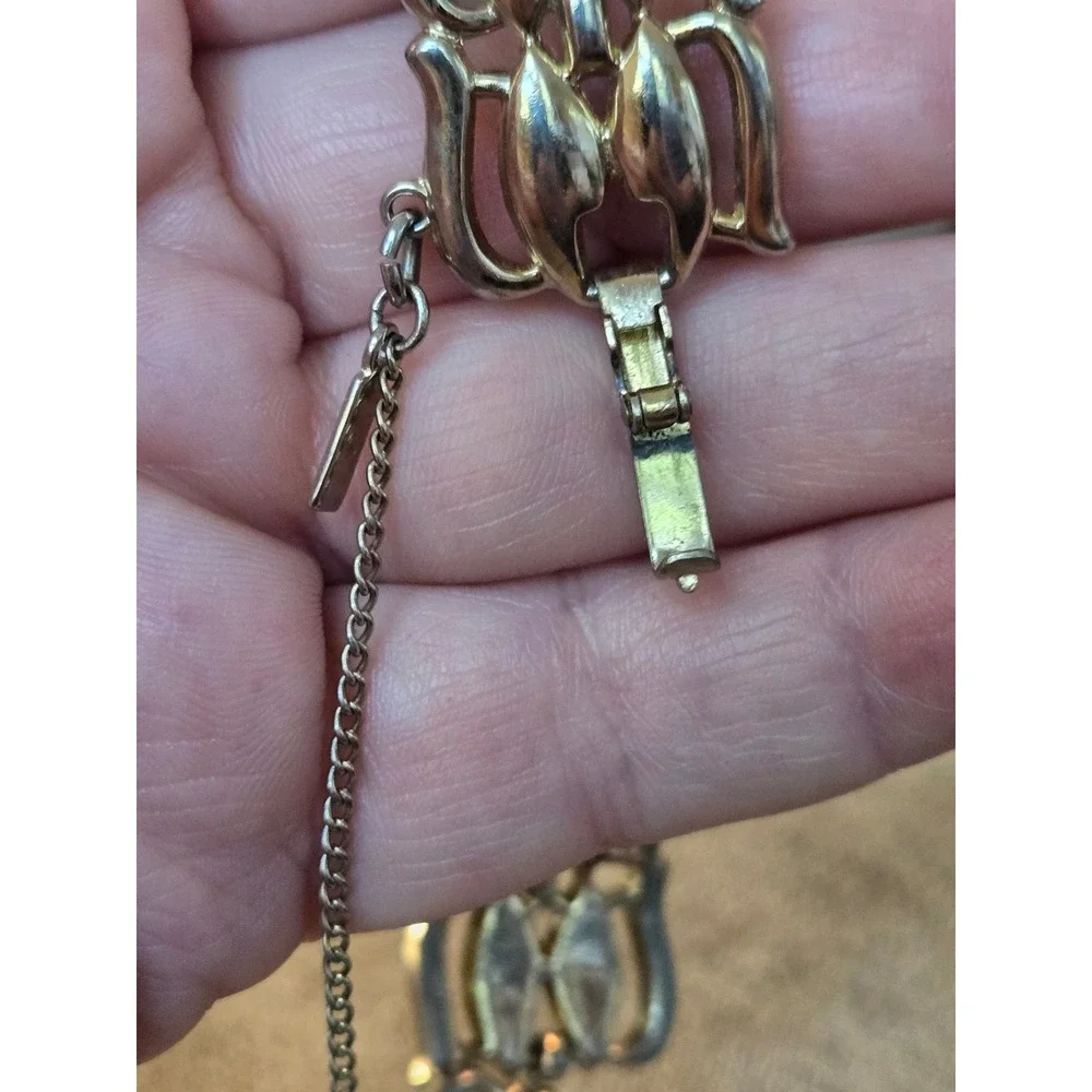 Monet Goldtone Bracelet Safety Chain Vintage 7in